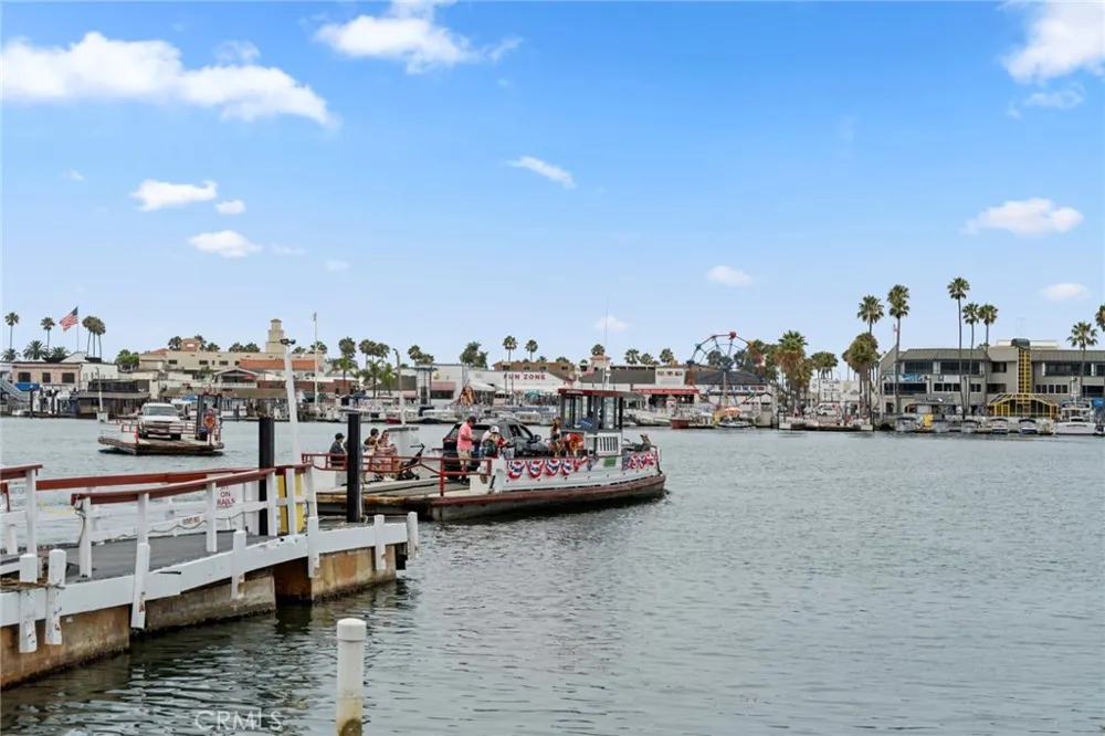 122 Agate Newport Beach, CA 92662