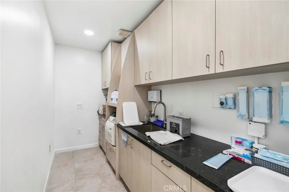 122 Agate Newport Beach, CA 92662