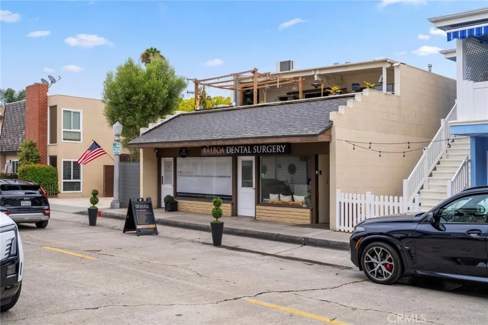 122 Agate Newport Beach, CA 92662