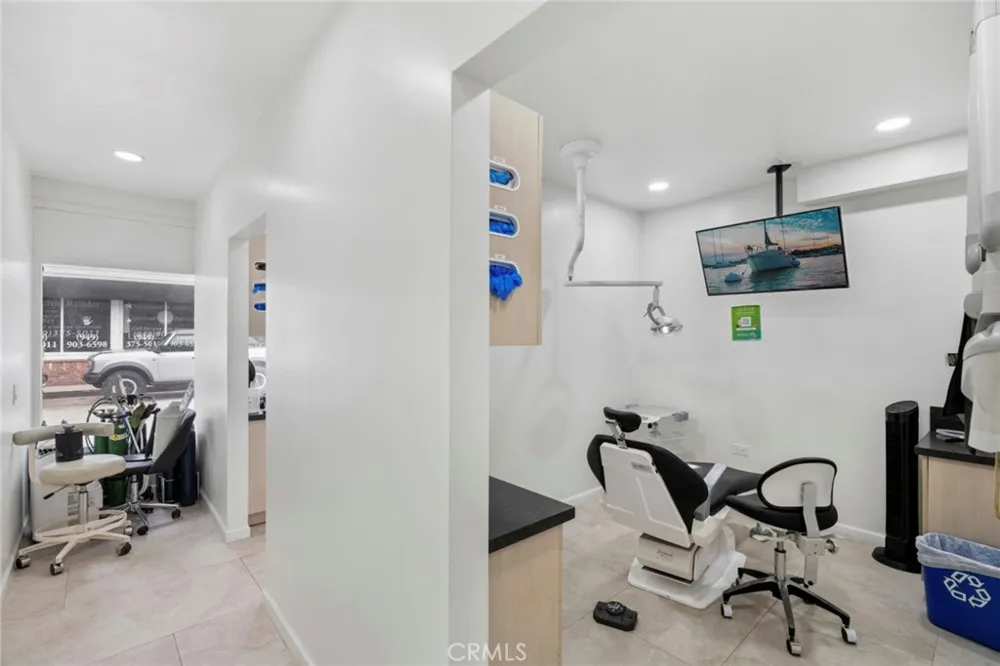 122 Agate Newport Beach, CA 92662