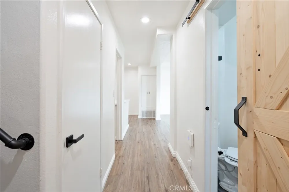 7050 S La Cienega Boulevard #6 Inglewood, CA 90302
