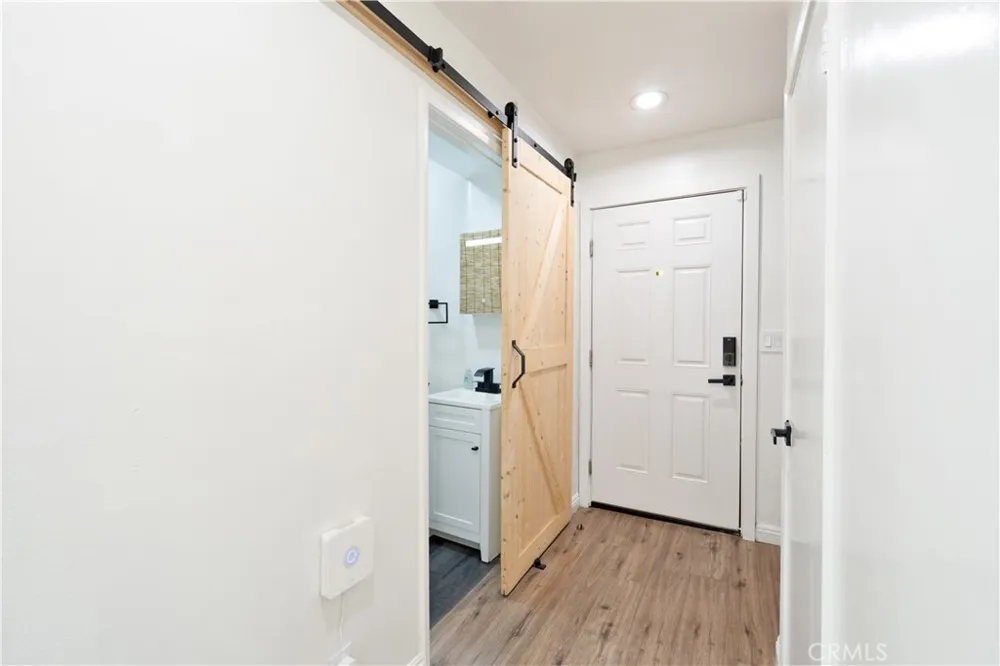 7050 S La Cienega Boulevard #6 Inglewood, CA 90302