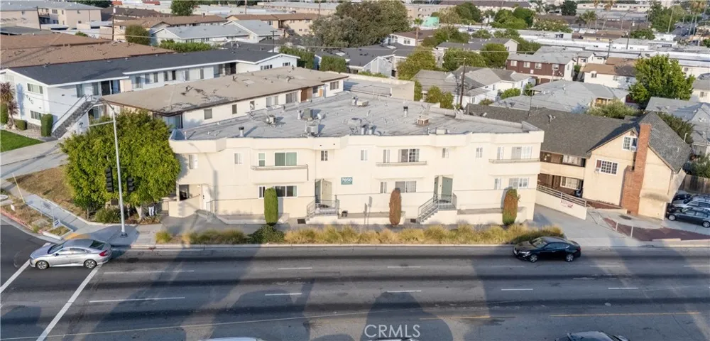 7050 S La Cienega Boulevard #6 Inglewood, CA 90302