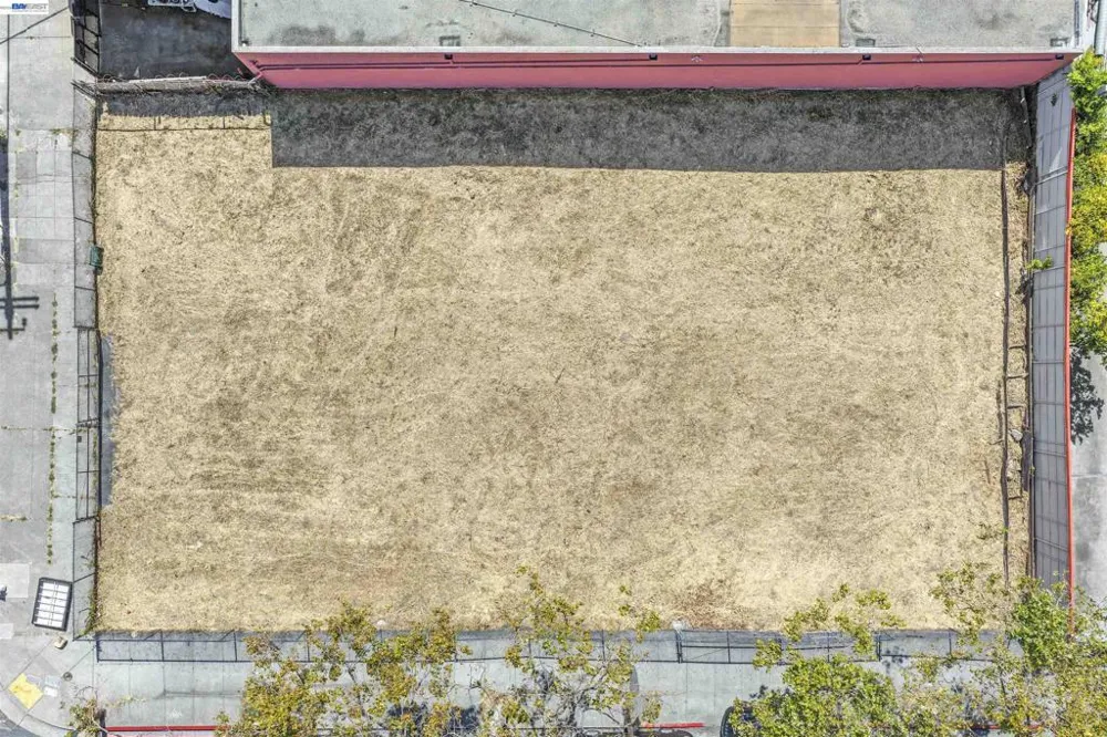 3020 San Pablo Ave Berkeley, CA 94702