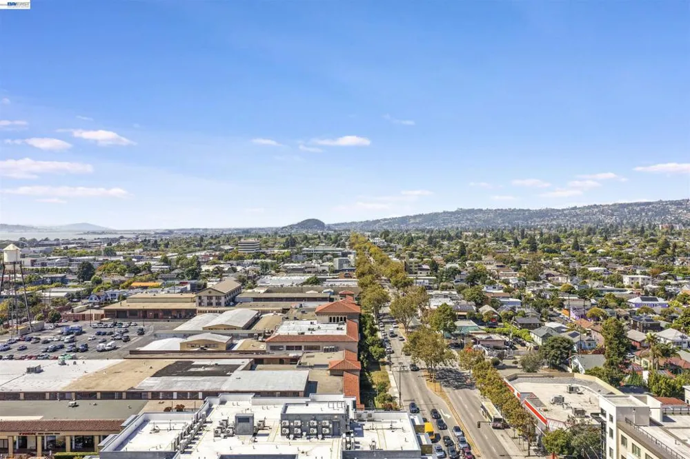 3020 San Pablo Ave Berkeley, CA 94702
