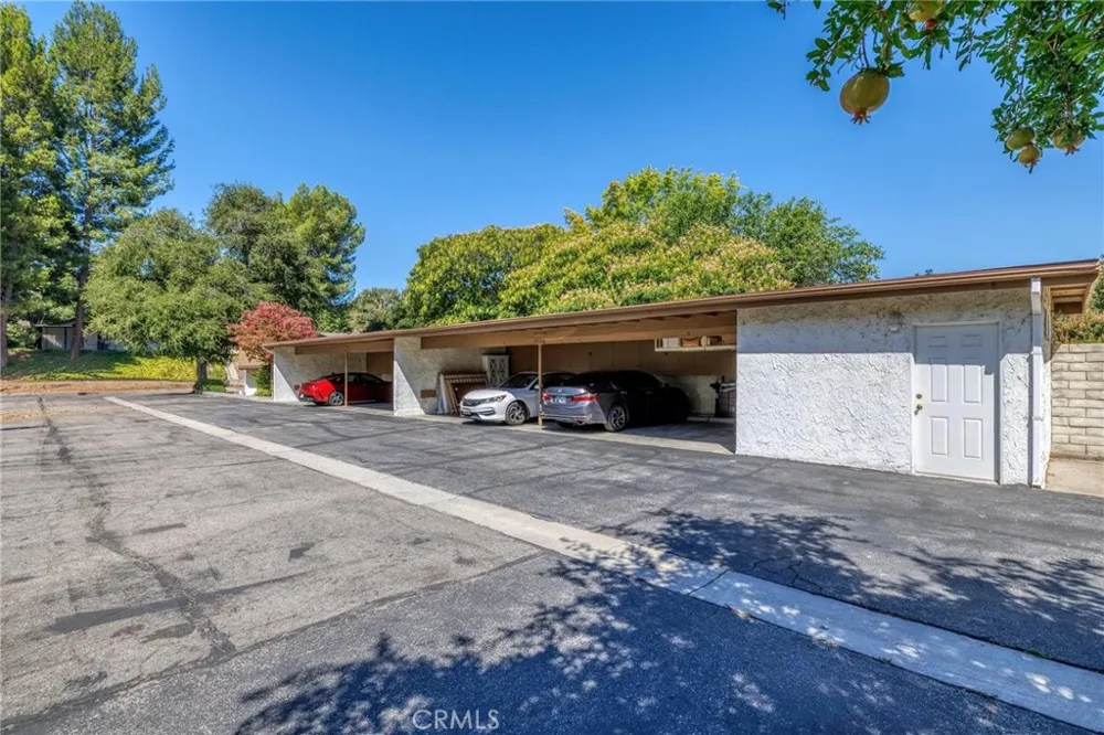 19368 Avenue Of The Oaks Newhall, CA 91321