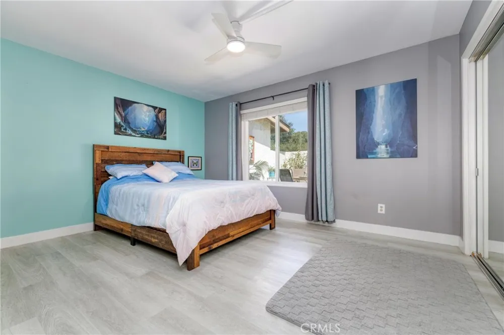 19368 Avenue Of The Oaks Newhall, CA 91321