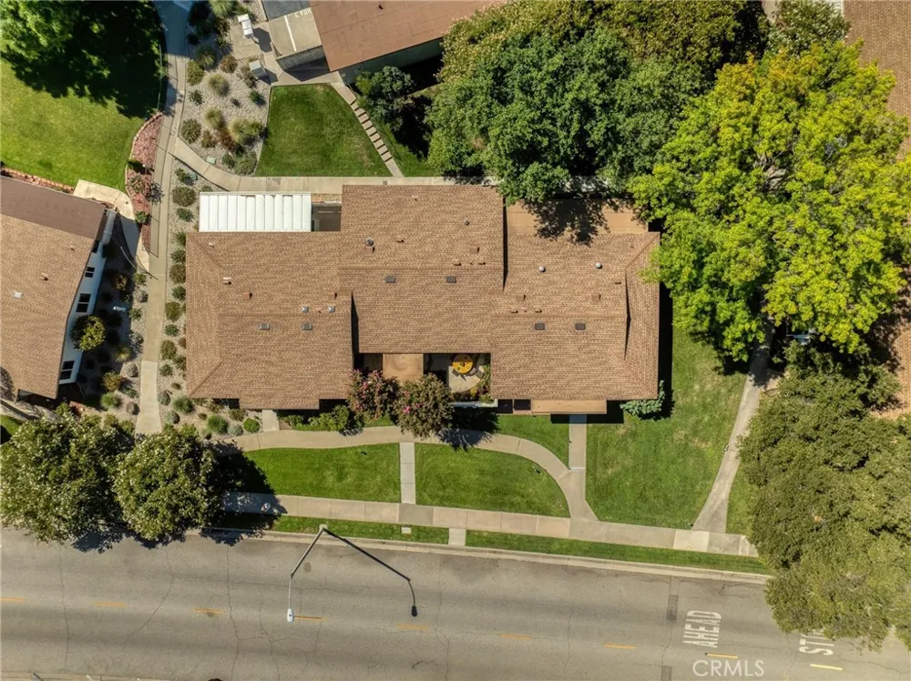 19368 Avenue Of The Oaks Newhall, CA 91321