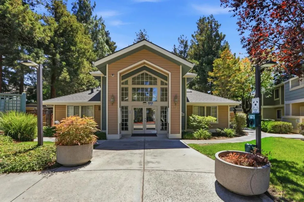 2728 Somerset Park Circle San Jose, CA 95132