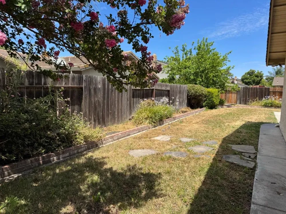 3437 Estate Drive Stockton, CA 95209