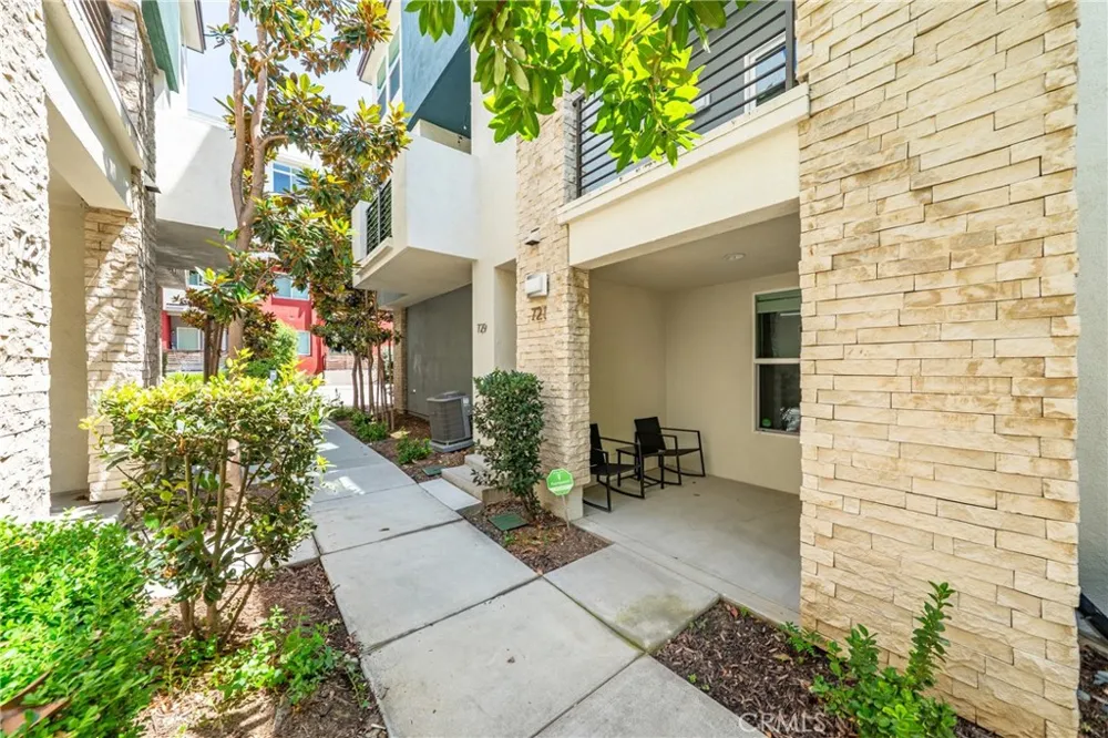 721 Manhattan Dr #74 Brea, CA 92821