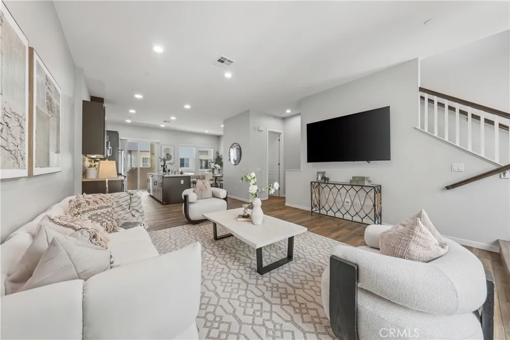 721 Manhattan Dr #74 Brea, CA 92821