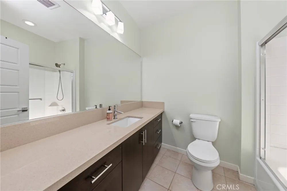 721 Manhattan Dr #74 Brea, CA 92821