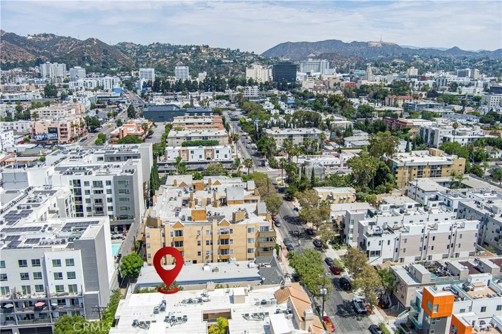 1221 Sycamore #5 Los Angeles, CA 90038