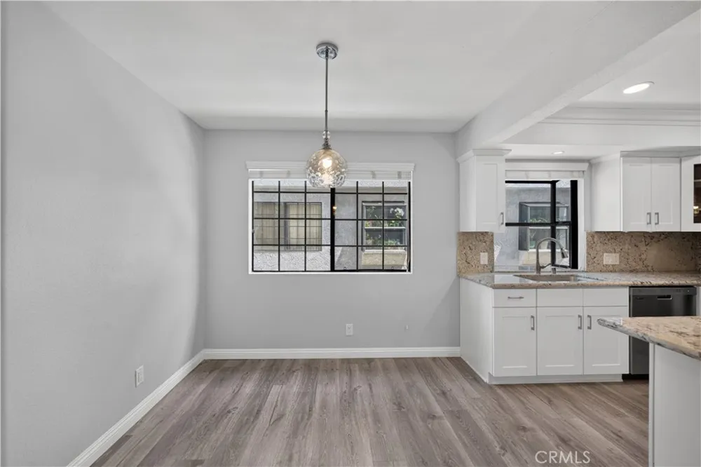 1221 Sycamore #5 Los Angeles, CA 90038