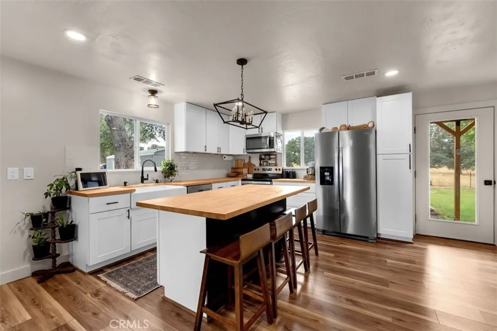 18500 Red Bank Road Red Bluff, CA 96080