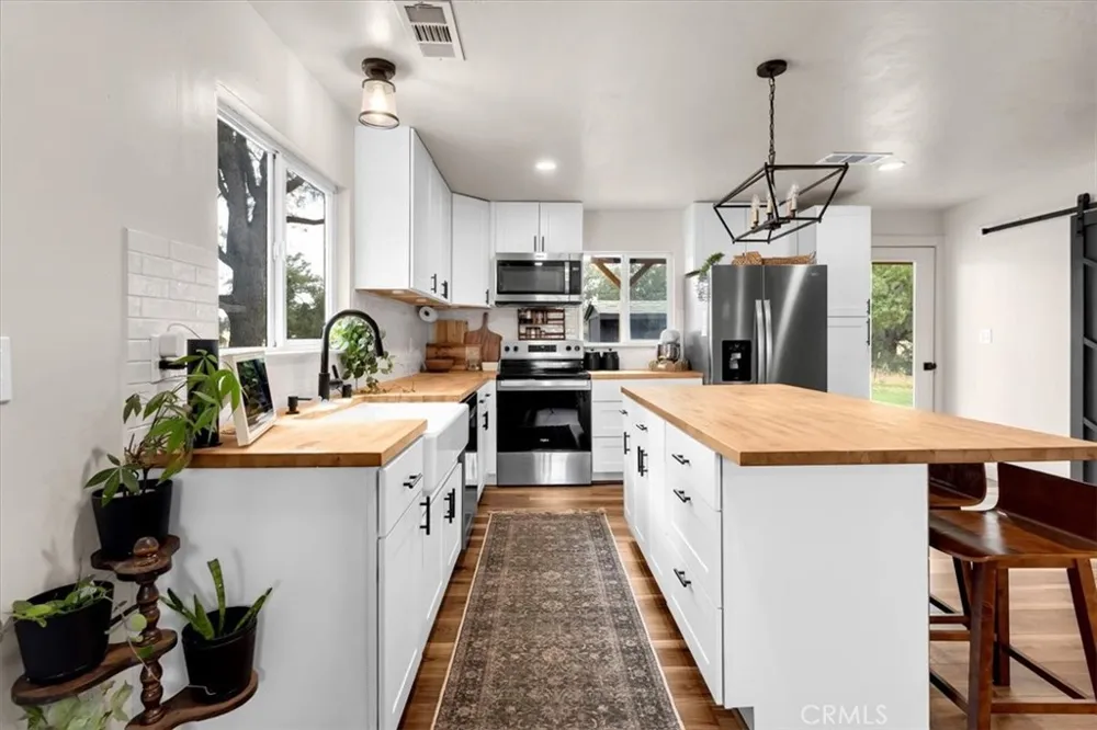 18500 Red Bank Road Red Bluff, CA 96080