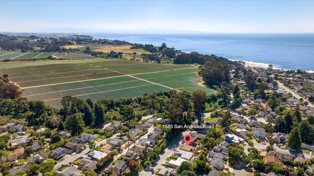 1585 San Andreas Road Watsonville, CA 95076
