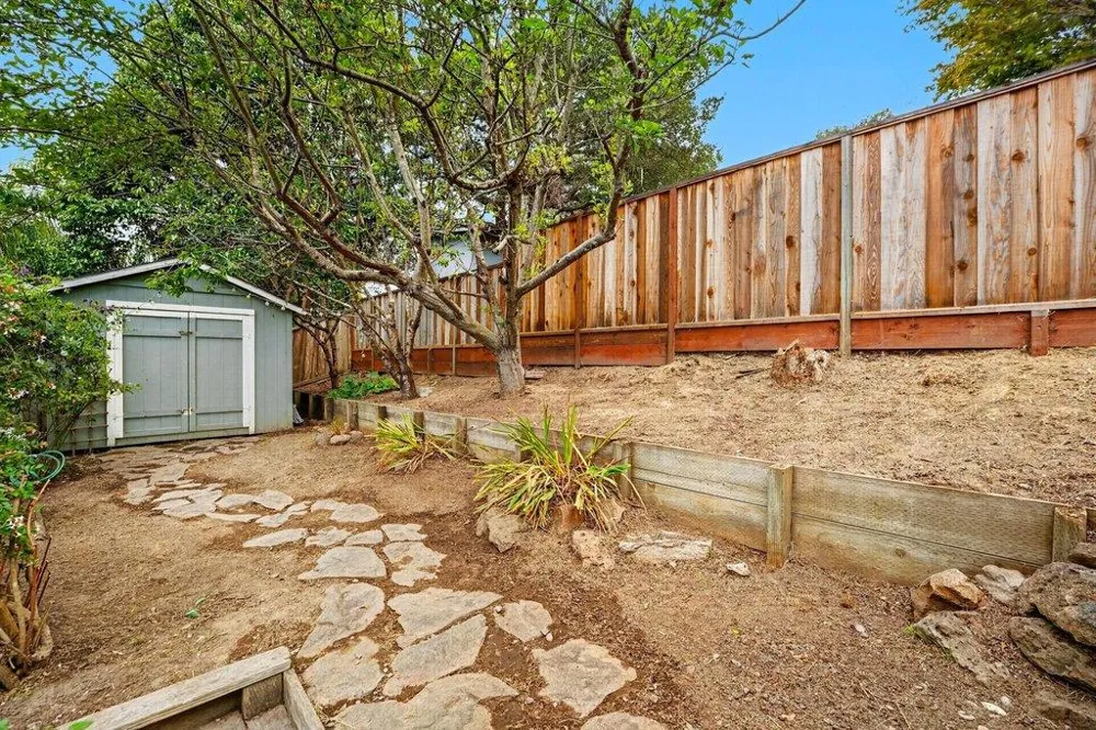 1585 San Andreas Road Watsonville, CA 95076