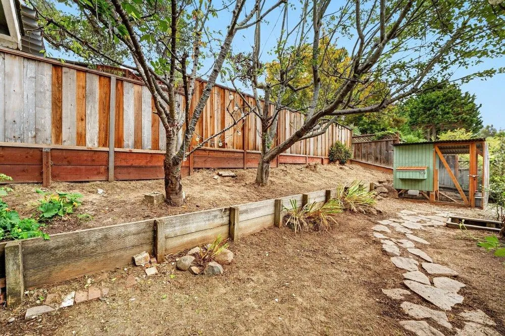 1585 San Andreas Road Watsonville, CA 95076