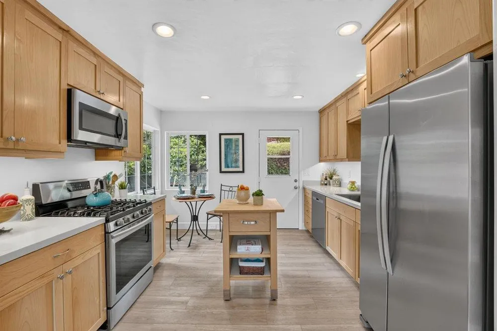 1585 San Andreas Road Watsonville, CA 95076