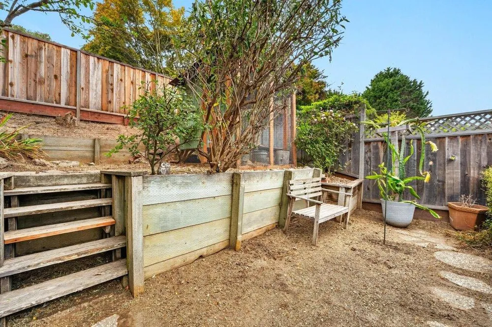 1585 San Andreas Road Watsonville, CA 95076