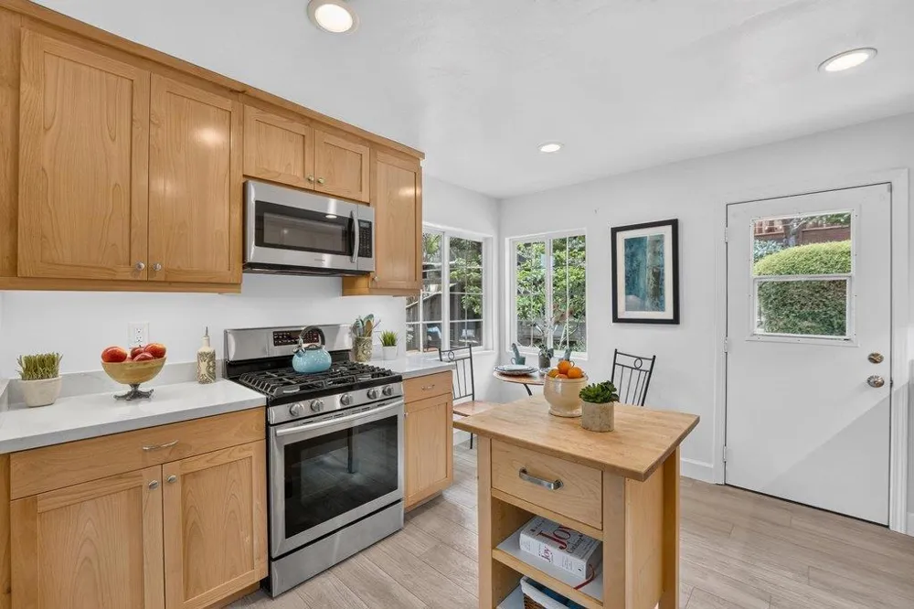 1585 San Andreas Road Watsonville, CA 95076