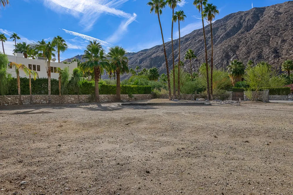 430 Patencio Road Palm Springs, CA 92262