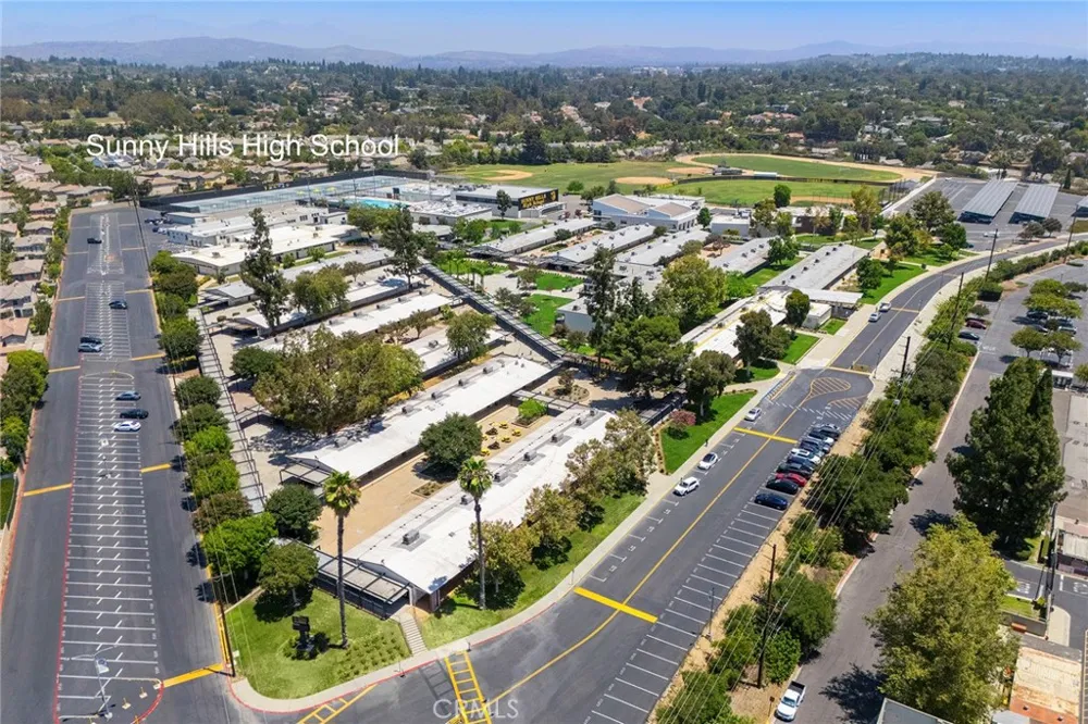 1317 Mcfadden Fullerton, CA 92833