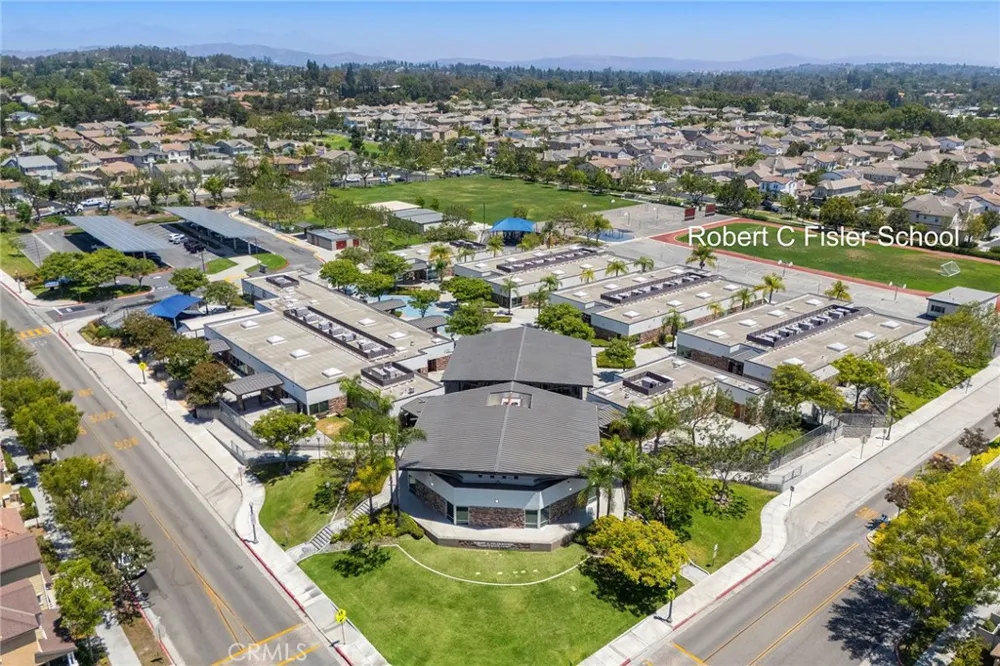 1317 Mcfadden Fullerton, CA 92833