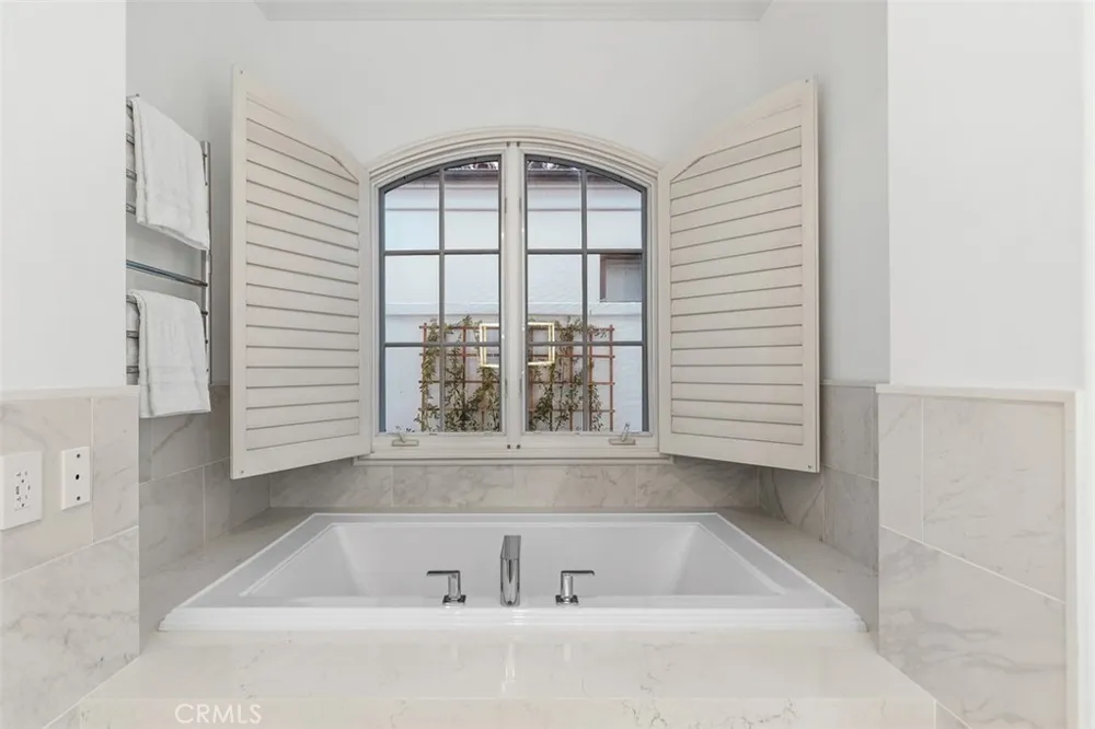 14 Rockshore Newport Coast, CA 92657