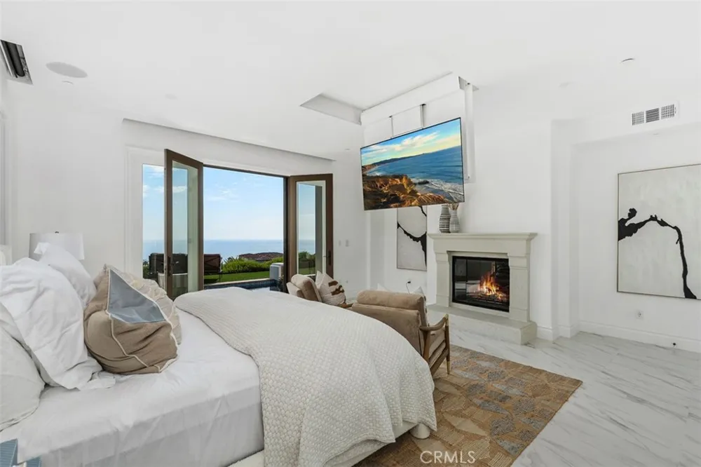 14 Rockshore Newport Coast, CA 92657