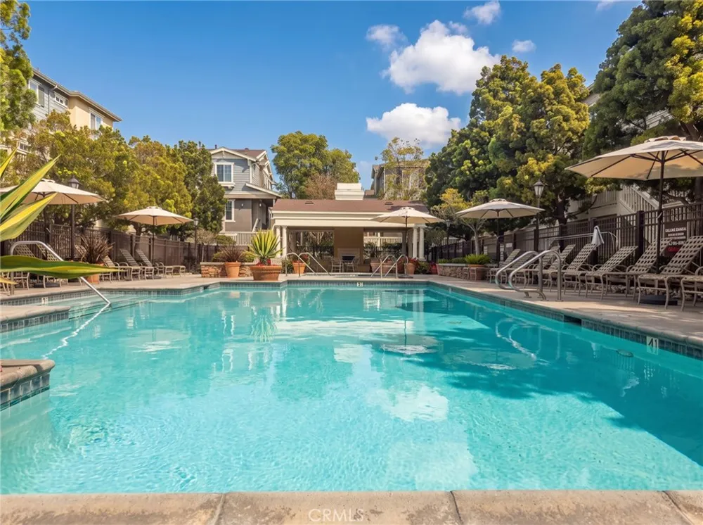 1800 Oak #328 Torrance, CA 90501
