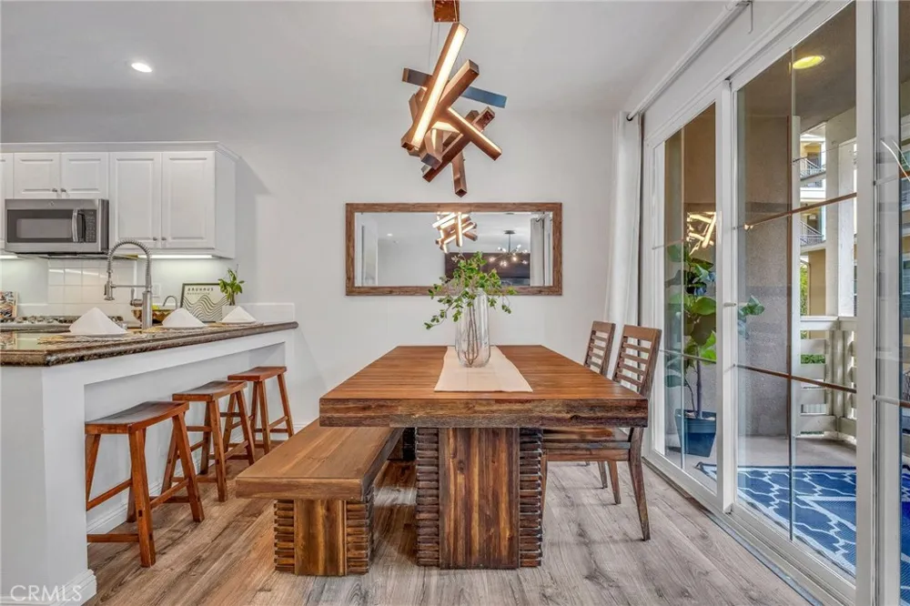 1800 Oak #328 Torrance, CA 90501