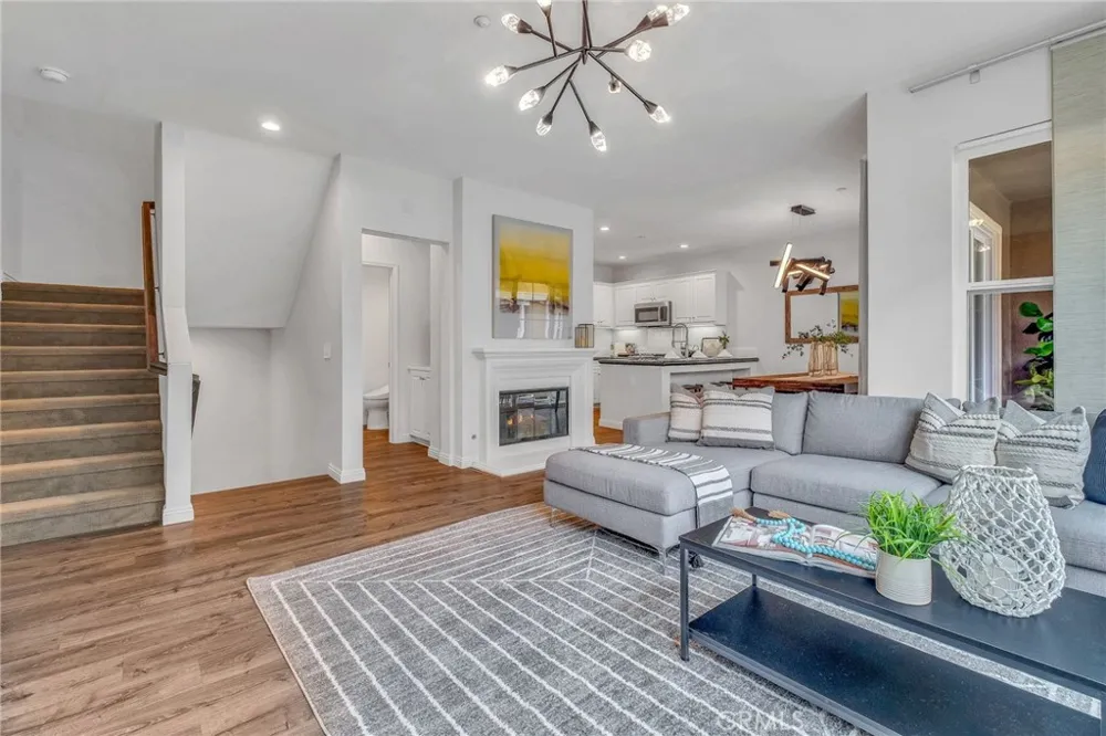 1800 Oak #328 Torrance, CA 90501