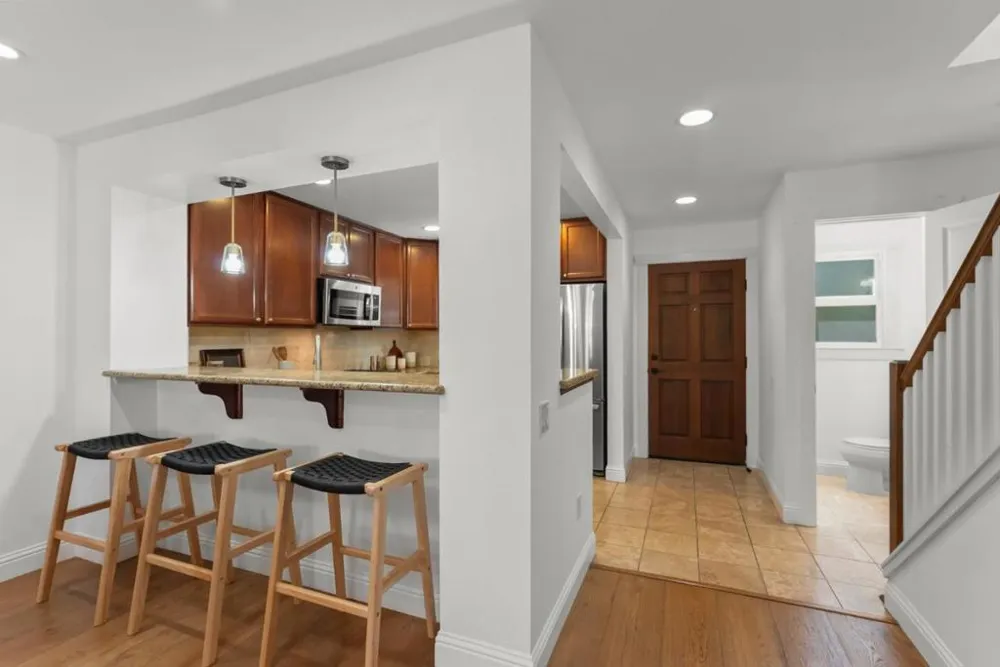 857 Carlisle Way #128 Sunnyvale, CA 94087