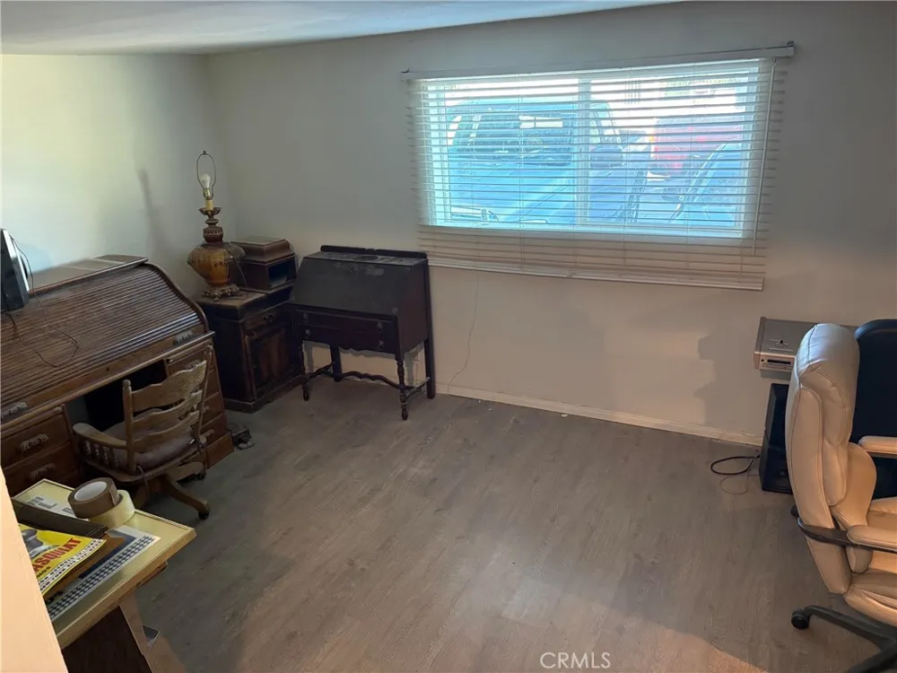 8441 Rincon Avenue Sun Valley, CA 91352