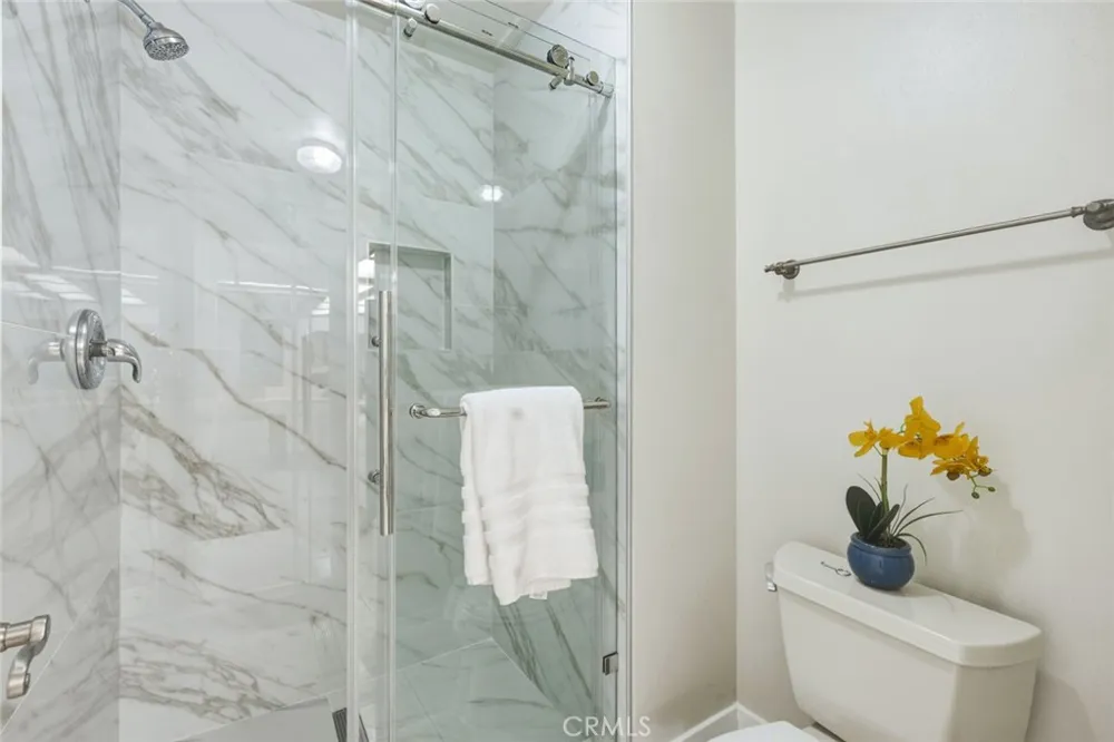 1264 S Lemon Walnut, CA 91789