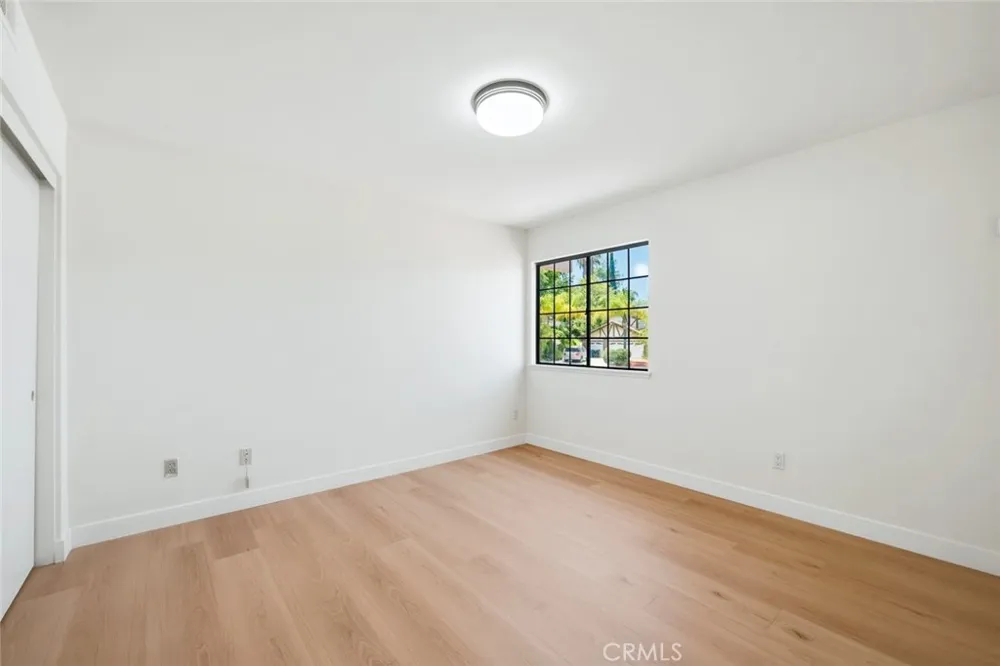 1264 S Lemon Walnut, CA 91789