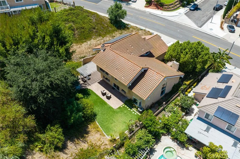 1264 S Lemon Walnut, CA 91789