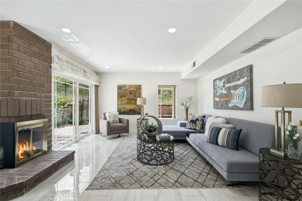 1264 S Lemon Walnut, CA 91789