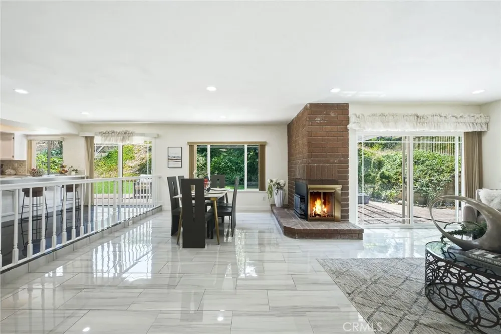 1264 S Lemon Walnut, CA 91789
