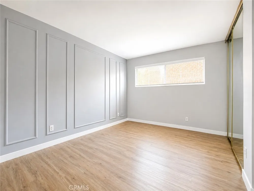 20134 Leadwell #126 Winnetka, CA 91306