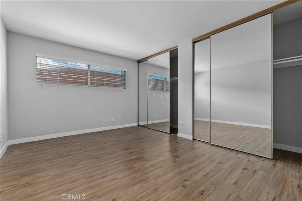 20134 Leadwell #126 Winnetka, CA 91306