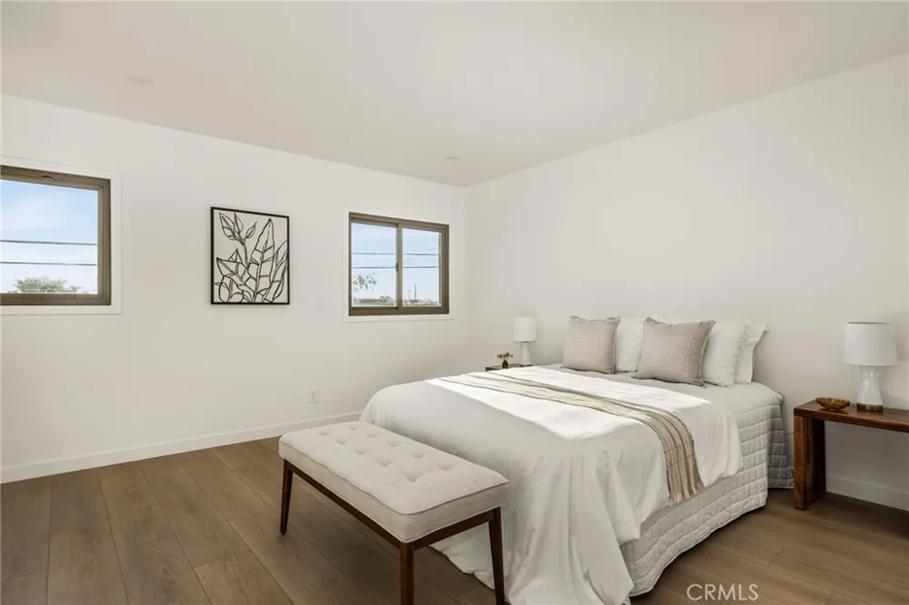 11619 Simms Inglewood, CA 90303