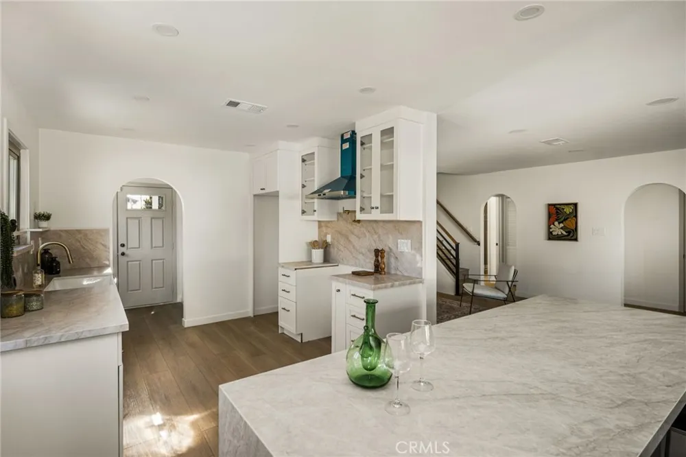 11619 Simms Inglewood, CA 90303