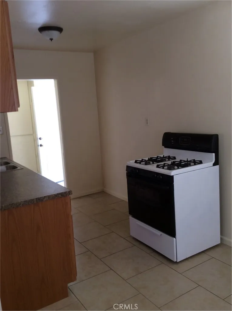 16825 Batson Road Victorville, CA 92395