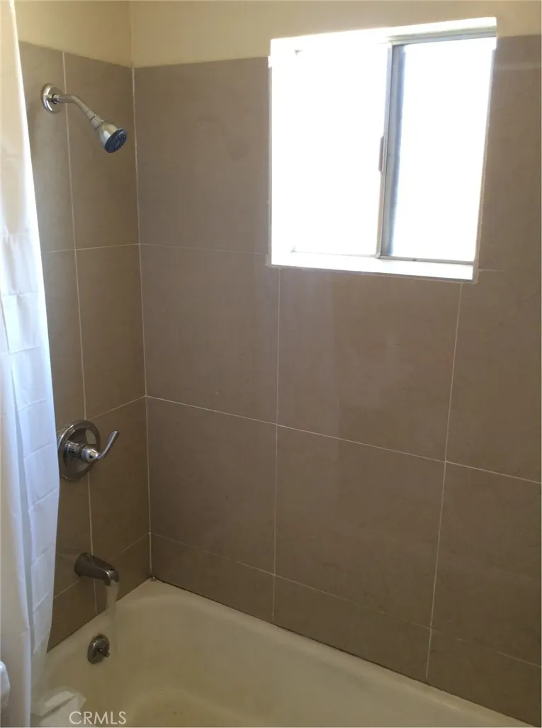 16825 Batson Road Victorville, CA 92395