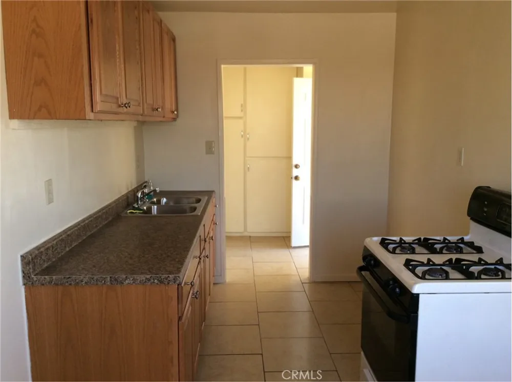 16825 Batson Road Victorville, CA 92395