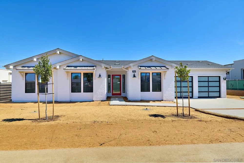 425 Bell Ranch Road Solana Beach, CA 92075